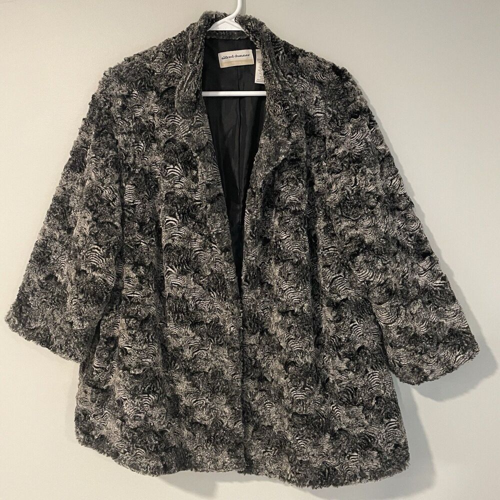 Alfred Dunner Faux Fur Jacket Plus Sz 16W Black Gray Swirl Womens Mobwife READ